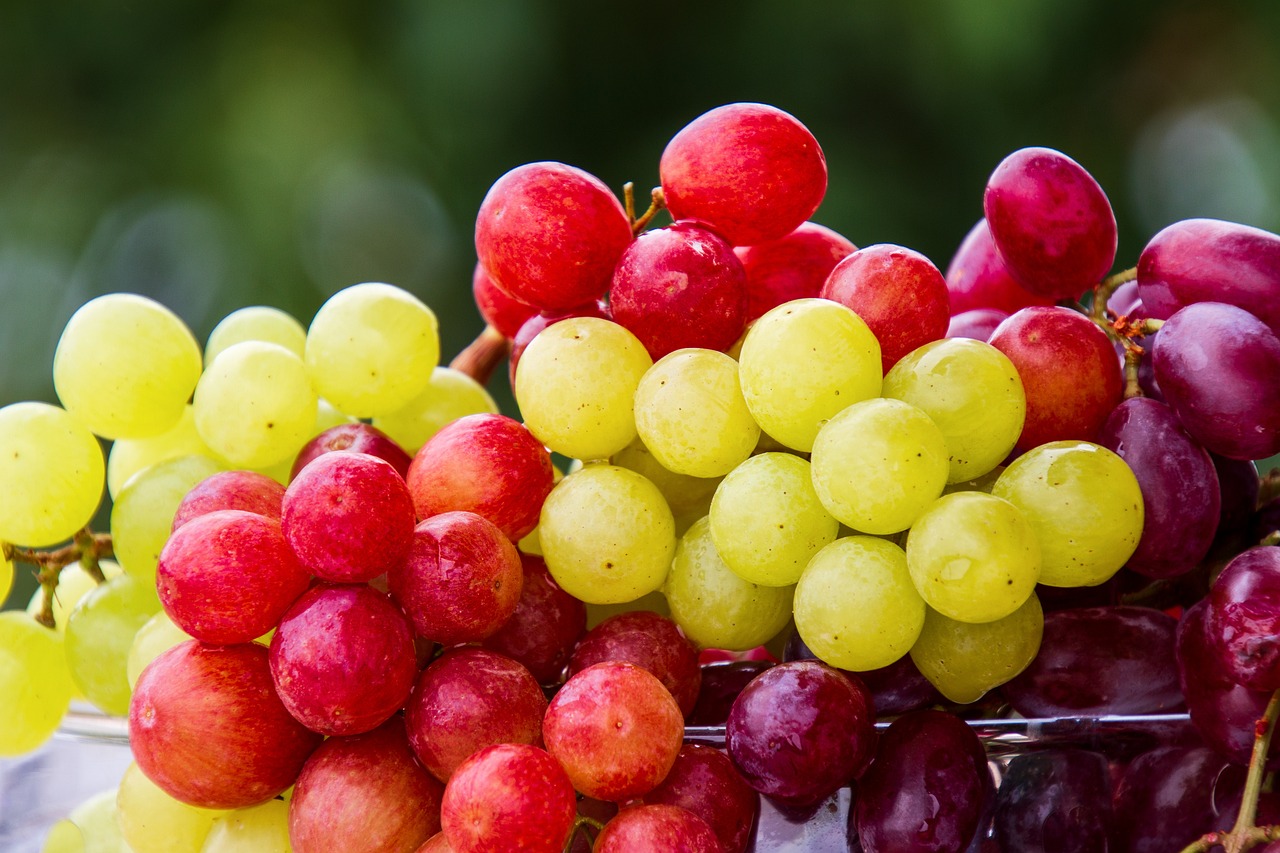 13 Grapes Benefits Sexually For Men & Women